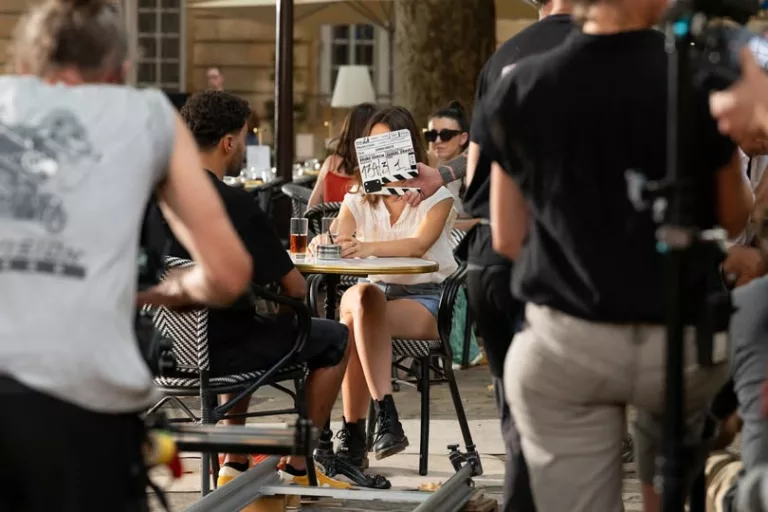 🎬 𝗡𝗼𝘂𝘃𝗲𝗮𝘂 𝘁𝗼𝘂𝗿𝗻𝗮𝗴𝗲 𝗮̀ 𝗔𝗶𝘅 ! La série Zodiaque qui passe sur TF1 fait son grand retour 🔥 Et c’est à… 