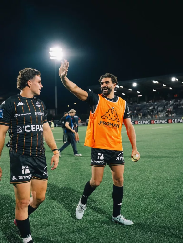 🏉 𝗗𝗲𝘀 𝗽𝗹𝗮𝗰𝗲𝘀 𝗽𝗼𝘂𝗿 𝗮𝘀𝘀𝗶𝘀𝘁𝗲𝗿 𝗮𝘂 𝗱𝗲́𝗯𝘂𝘁 𝗱𝗲 𝘀𝗮𝗶𝘀𝗼𝗻 𝗱𝗲 Provence Rugby 🔥Pour le lancem… 