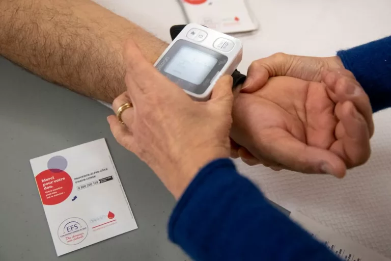 🩸 𝗖𝗼𝗹𝗹𝗲𝗰𝘁𝗲 𝗱𝗲 𝘀𝗮𝗻𝗴 𝗮𝘂𝘅 𝗔𝗹𝗹𝗲́𝗲𝘀 𝗣𝗿𝗼𝘃𝗲𝗻𝗰̧𝗮𝗹𝗲𝘀 L’Établissement Français du Sang organise… 