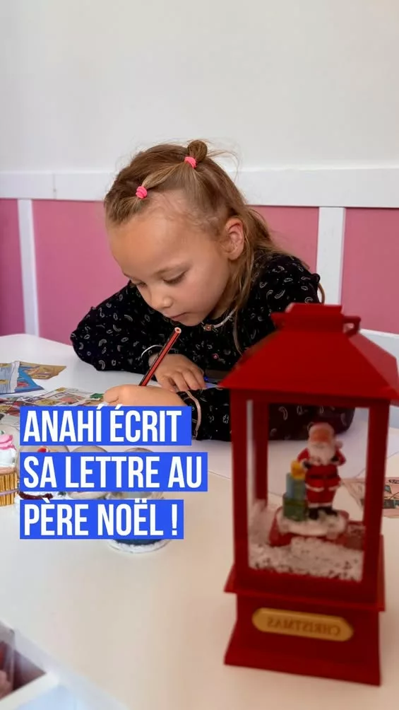 𝗔𝗻𝗮𝗵𝗶́ 𝗲́𝗰𝗿𝗶𝘁 𝘀𝗮 𝗹𝗲𝘁𝘁𝗿𝗲 𝗮𝘂 𝗣𝗲̀𝗿𝗲 𝗡𝗼𝗲̈𝗹 ! La magie de Noël s’installe à Aix-en-Provence… et l… 