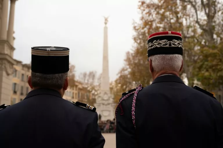 𝗛𝗼𝗺𝗺𝗮𝗴𝗲 𝗮𝘂𝘅 𝗽𝗼𝗺𝗽𝗶𝗲𝗿𝘀 𝗱’𝗔𝗶𝘅-𝗲𝗻-𝗣𝗿𝗼𝘃𝗲𝗻𝗰𝗲 La Sainte-Barbe, patronne des sapeurs-pompiers, a… 