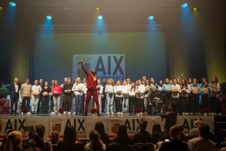 🎖️ 𝗔𝗶𝘅 𝗰𝗲́𝗹𝗲̀𝗯𝗿𝗲 𝘀𝗲𝘀 𝗰𝗵𝗮𝗺𝗽𝗶𝗼𝗻𝘀 ! La grande soirée des Trophées des Sports 2025 a mis en lumière t… 