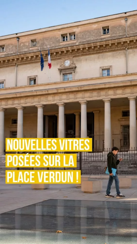 𝗣𝗹𝗮𝗰𝗲 𝗩𝗲𝗿𝗱𝘂𝗻 : 𝗻𝗼𝘂𝘃𝗲𝗹𝗹𝗲𝘀 𝘃𝗶𝘁𝗿𝗲𝘀 𝗽𝗼𝘀𝗲́𝗲𝘀 ! Les vitres de sol fissurées ont été remplacées… 