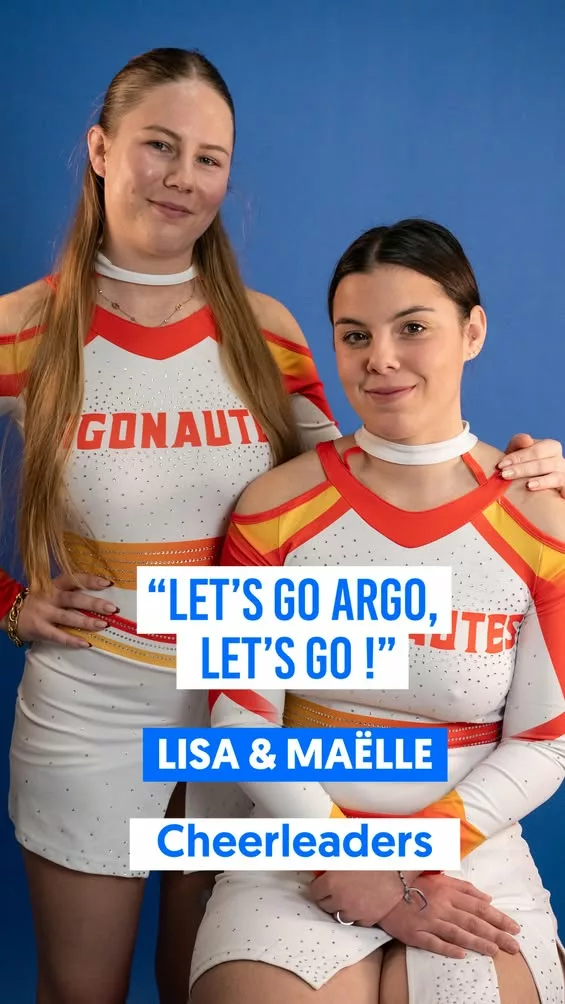 🎤 𝗢𝗻 𝗱𝗼𝗻𝗻𝗲 𝗹𝗮 𝗽𝗮𝗿𝗼𝗹𝗲 𝗮̀ 𝗟𝗶𝘀𝗮 𝗲𝘁 𝗠𝗮𝗲̈𝗹𝗹𝗲, 𝗰𝗵𝗲𝗲𝗿𝗹𝗲𝗮𝗱𝗲𝗿𝘀 𝗱𝗮𝗻𝘀 𝗹’𝗲́𝗾𝘂𝗶𝗽𝗲… 