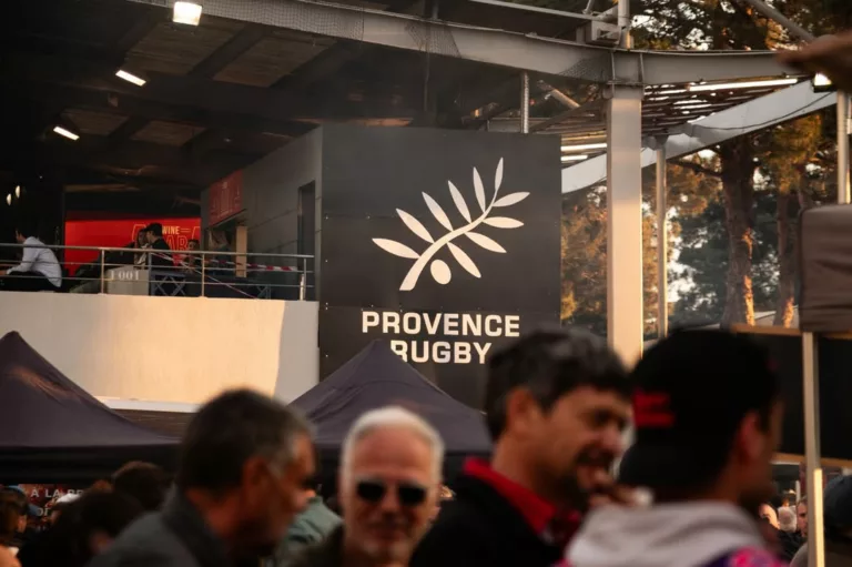 𝗟𝗮 𝗩𝗶𝗹𝗹𝗲 𝘃𝗼𝘂𝘀 𝗼𝗳𝗳𝗿𝗲 𝗱𝗲𝘀 𝗽𝗹𝗮𝗰𝗲𝘀 𝗽𝗼𝘂𝗿 Provence Rugby ! Tentez votre chance en participant à n… 
