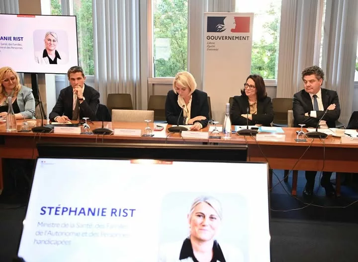 Bouger, c’est déjà agir pour sa santé. Aux côtés de la ministre des Sports @marinaferrari_savoie Ferrari, j’ai participé… 