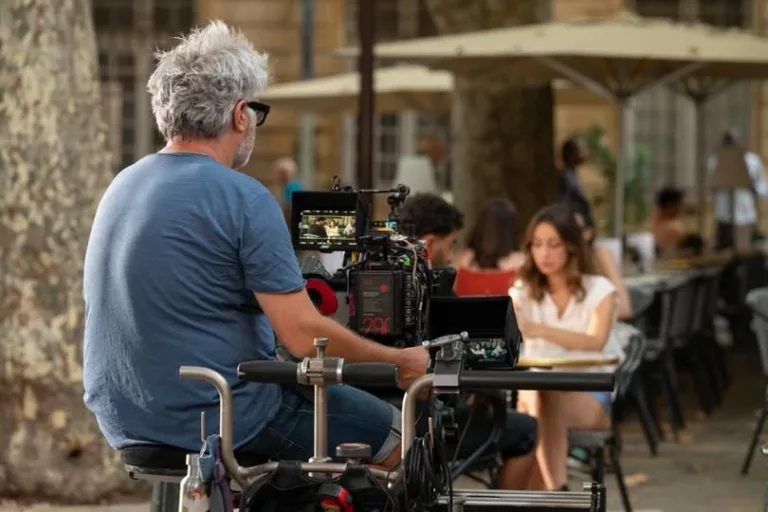 🎬 𝗔𝗶𝘅 𝗮̀ 𝗹&rsquo;𝗲́𝗰𝗿𝗮𝗻 𝗮𝘃𝗲𝗰 𝗹𝗮 𝘀𝗲́𝗿𝗶𝗲 𝗭𝗢𝗗𝗜𝗔𝗤𝗨𝗘 Ce jeudi 18 juin à 21h10 sur TF1, découvrez (ou… 