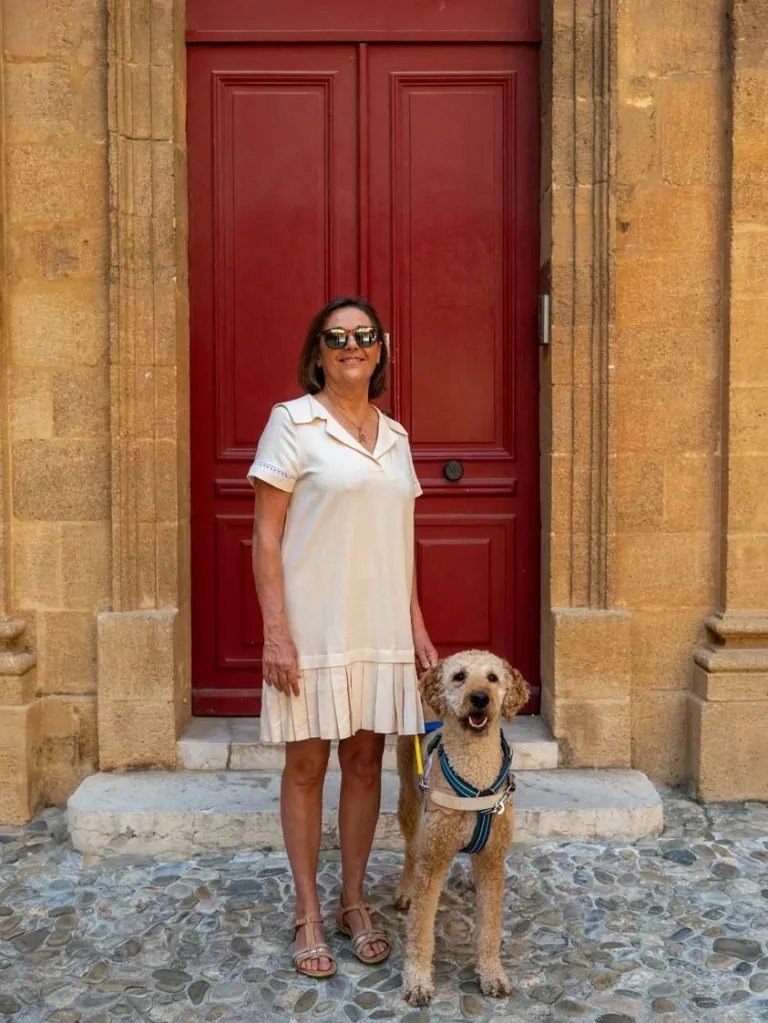 🐩 𝗨𝗻 𝗻𝗼𝘂𝘃𝗲𝗮𝘂 𝗯𝗶𝗻𝗼̂𝗺𝗲 𝗽𝗼𝘂𝗿 𝗽𝗹𝘂𝘀 𝗱’𝗮𝘂𝘁𝗼𝗻𝗼𝗺𝗶𝗲 Véronique est malvoyante. Après plusieurs m… 