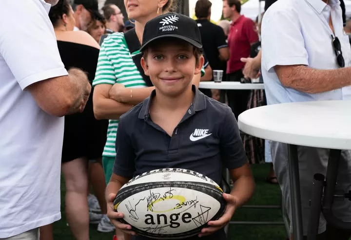 🏉 𝗣𝗿𝗼𝘃𝗲𝗻𝗰𝗲 𝗥𝘂𝗴𝗯𝘆 : 𝗹’𝗮𝗺𝗯𝗶𝘁𝗶𝗼𝗻 𝗿𝗲𝘀𝘁𝗲 𝗶𝗻𝘁𝗮𝗰𝘁𝗲 Après une saison 2025-2026 qui a mené le… 